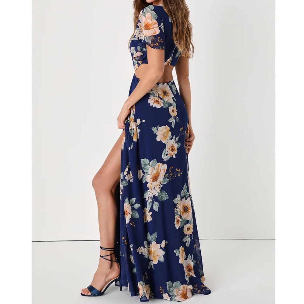 Lulu's Navy Floral Maxi Dress